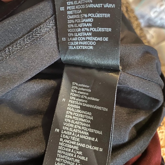 H&M black mini skirt 8 - Picture 5 of 5